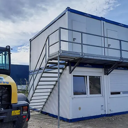 Bürocontainer auf der Baustelle
